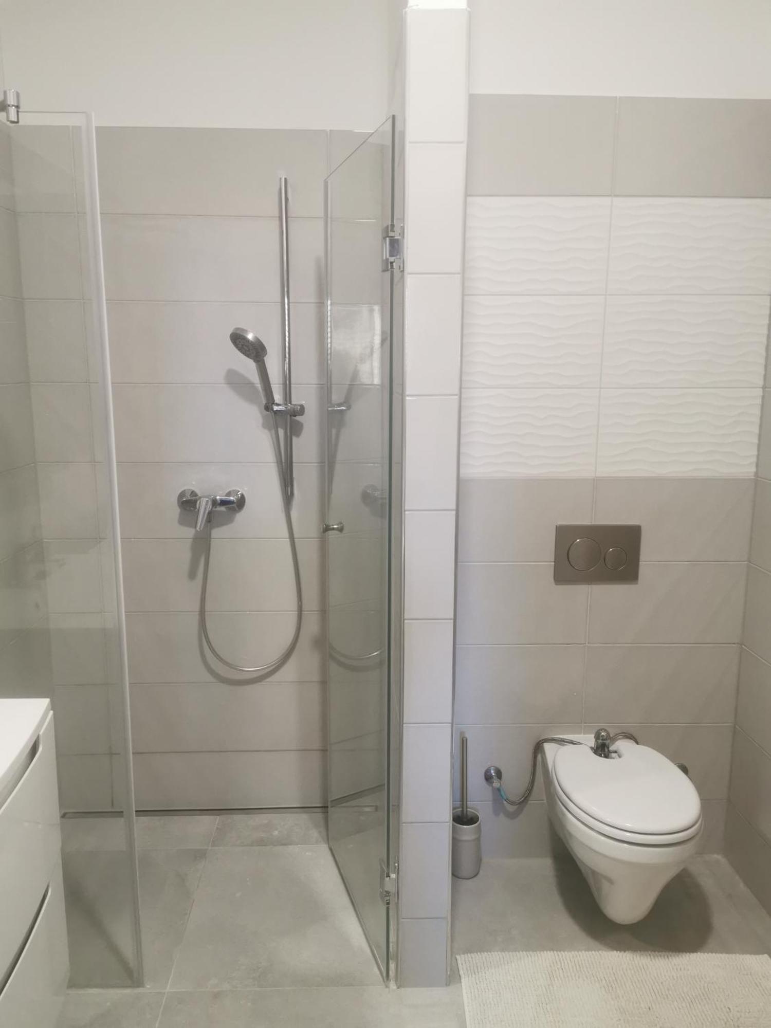 Beli Apartman Melygarazzsal Heviz Ngoại thất bức ảnh